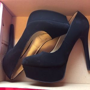 Women pumps